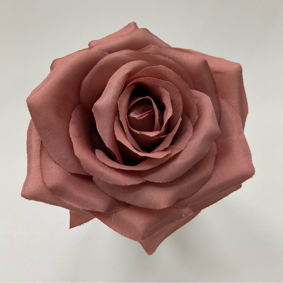 Realistic Large Silk Roses Flowers Various Colors  - 48 piece set - Picture 5 of 16